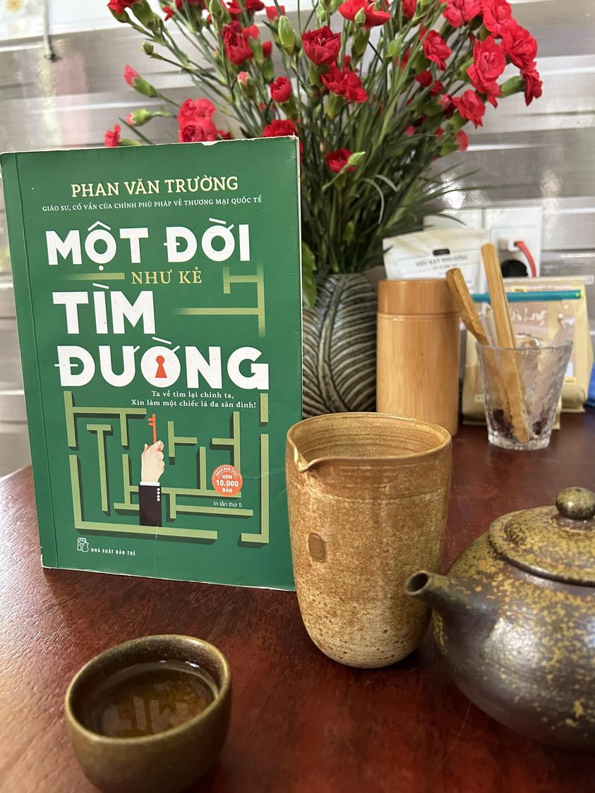 Review: Một Đời Như Kẻ Tìm Đường của tác giả Phan Văn Trường